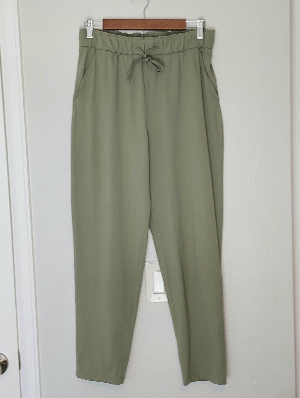 Lululemon Keep Moving Pant 7/8 High-Rise Green Size 8